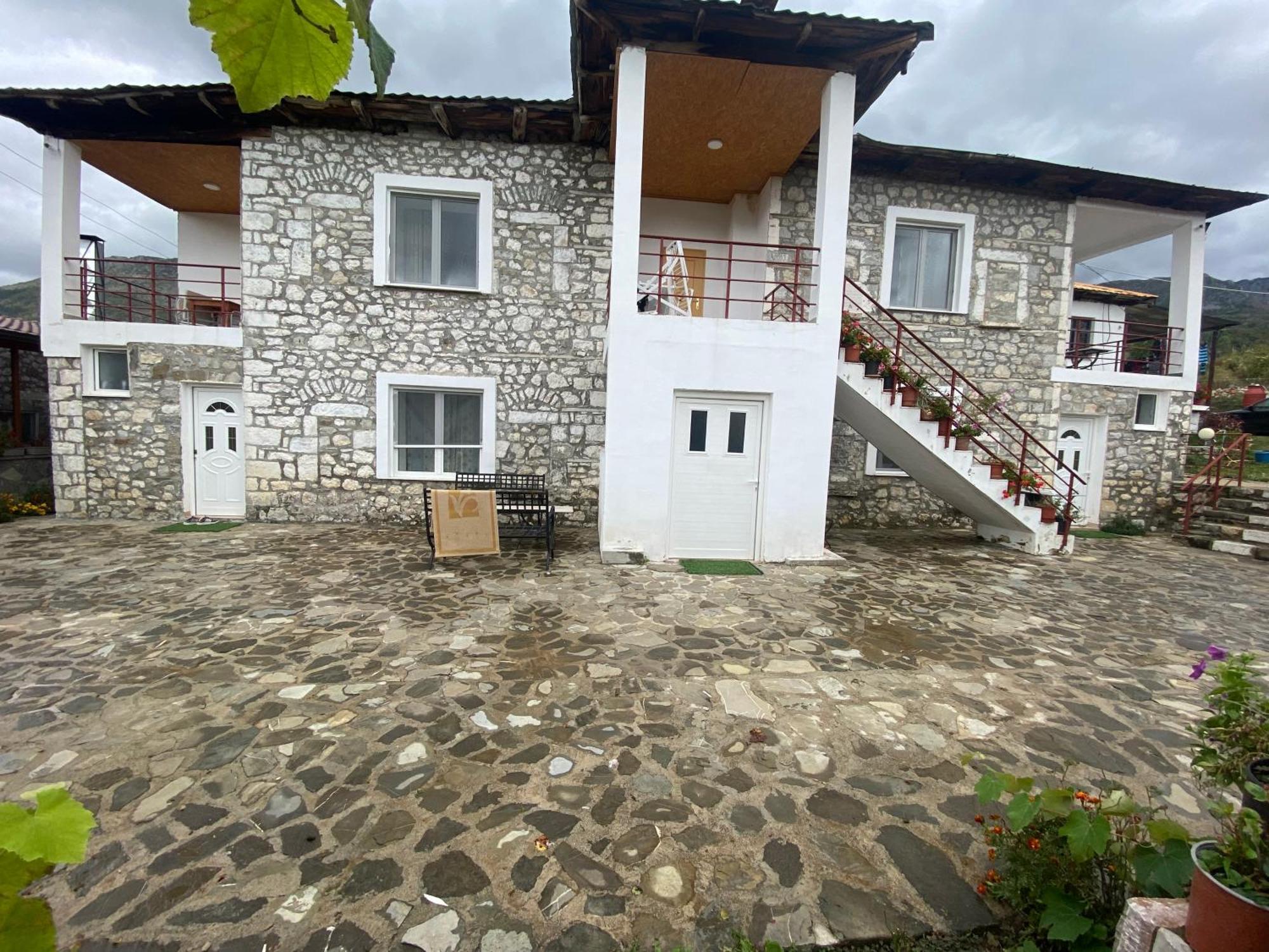 Vila Disha تيرانا المظهر الخارجي الصورة